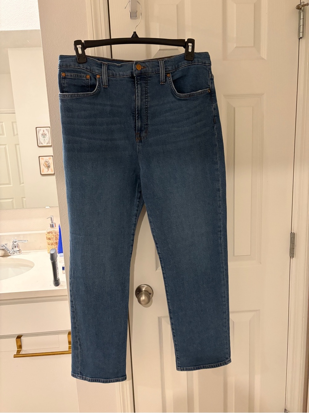 Madewell - The Perfect Vintage Straight Jean - Size 32 Regular